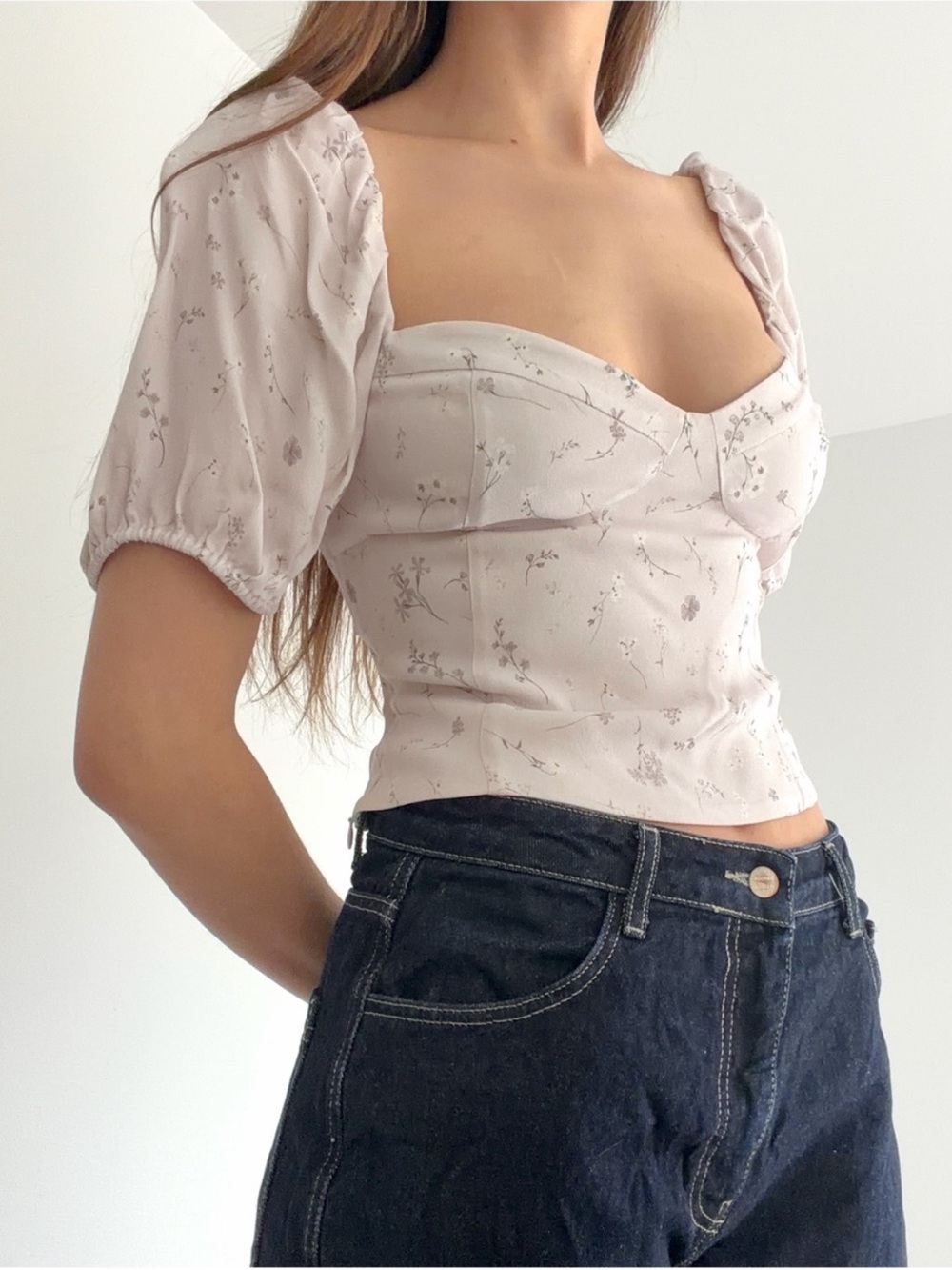 Aritzia Wilfred Blush Floral Puff Sleeve Crop Top Novella Size Medium